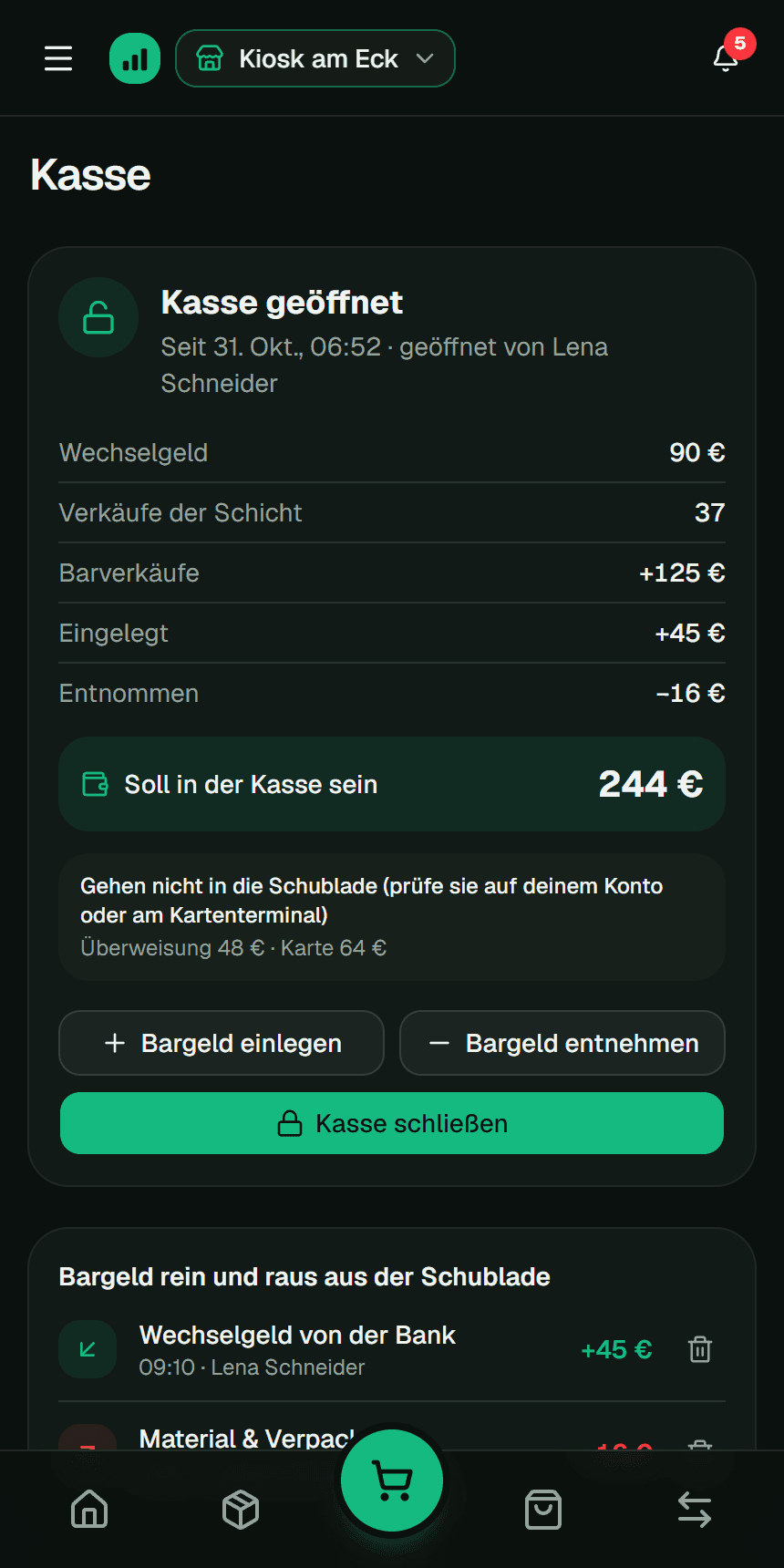 Geöffnete Kasse mit Wechselgeld und Barverkäufen in der Fluvi-App